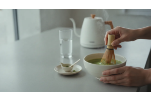 Hur vispar man matcha utan klumpar?